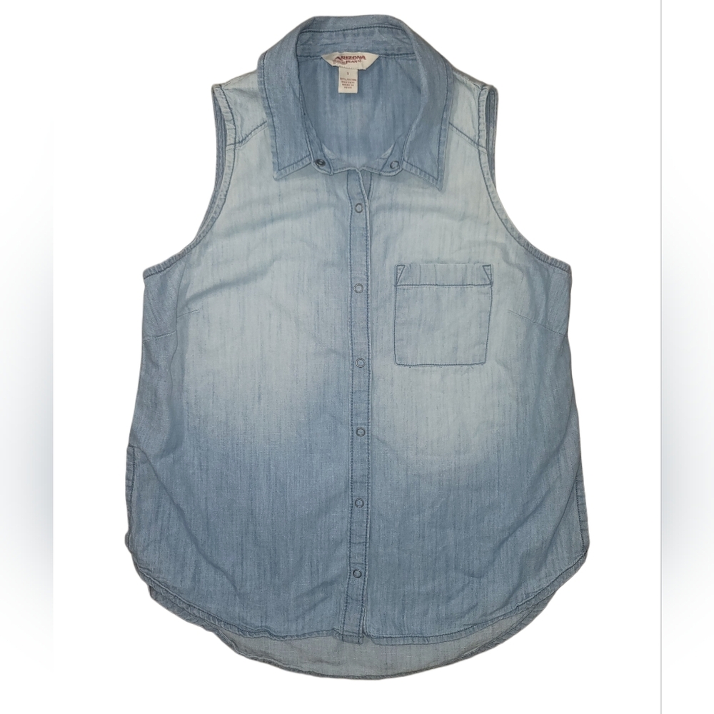 Vintage Arizona Jean Company Light Blue Sleeveless Shirt